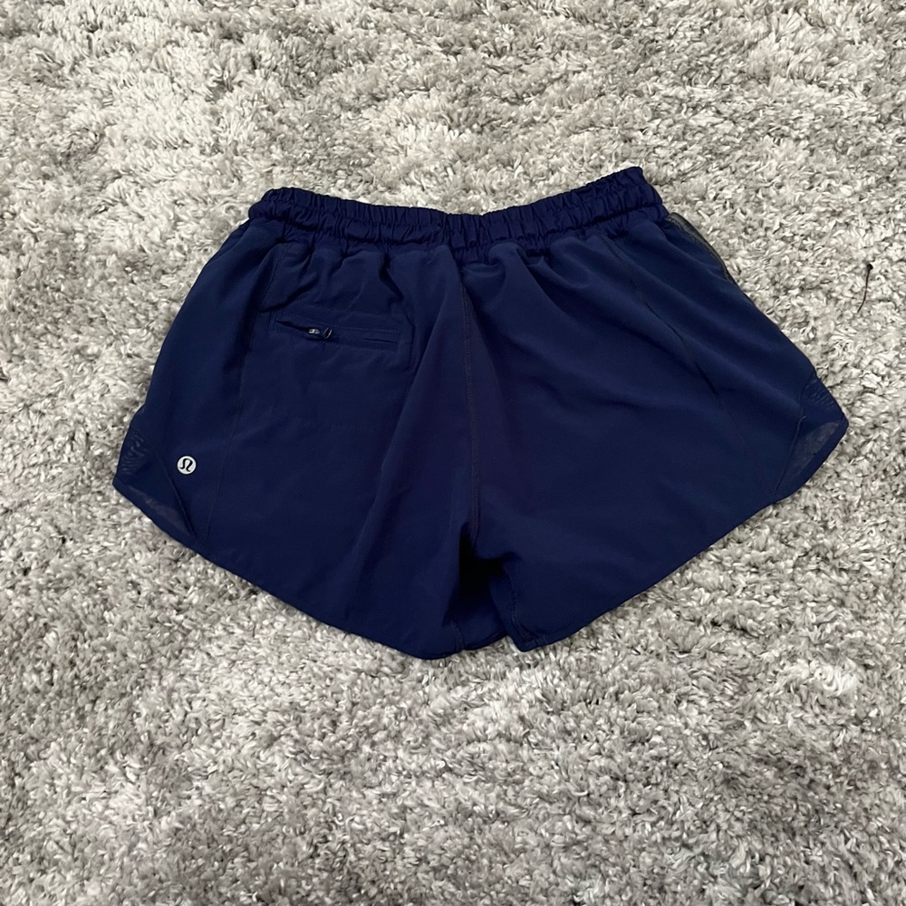 lululemon hotty hot shorts 4”